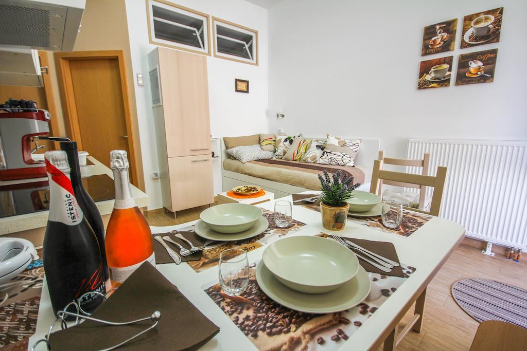 Apartments Lavanda & Cappuccino Portoroz Bilik gambar